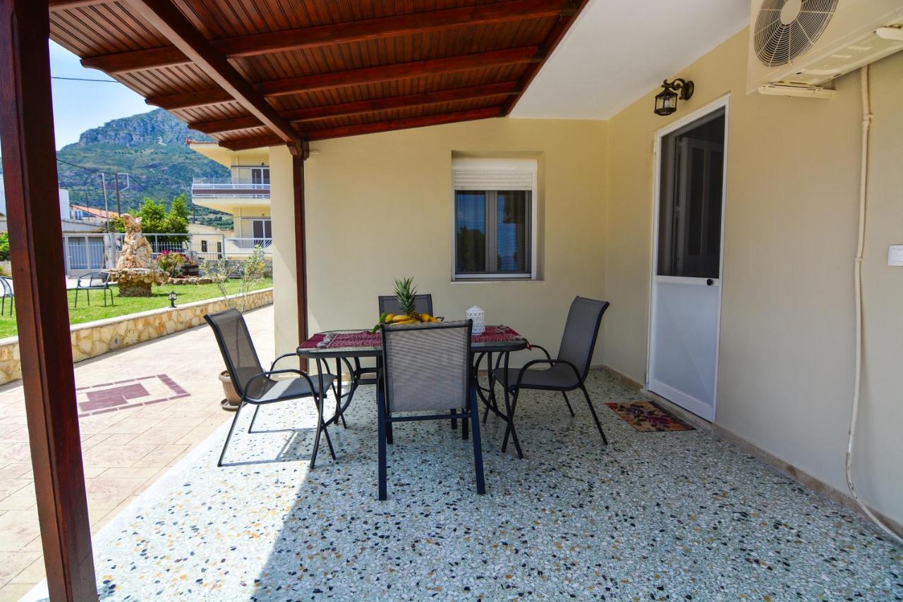 Olea Apartments Ксилокастро Экстерьер фото